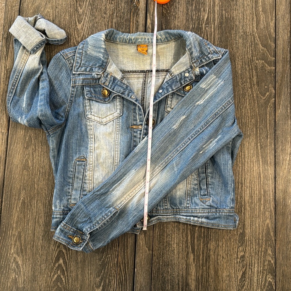 Juju distressed Jean jacket size m